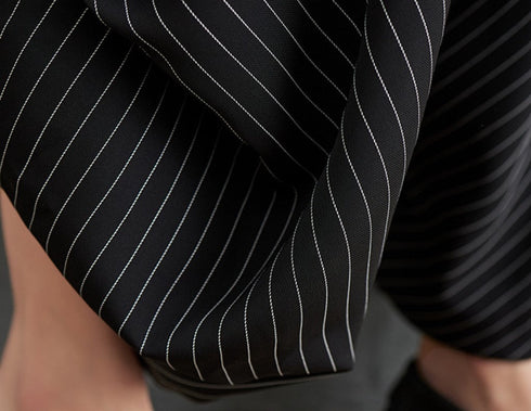 中性的 ゆったり袴パンツ クロップドパンツ ストライプ /ユニセックス ・メンズ モレビー|モード系ファッションブランド