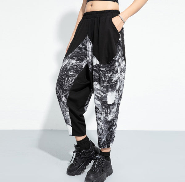 アシンメトリークロップドパンツ モノトーン カジュアル /ユニセックス ・メンズ モレビー|モード系ファッションブランド