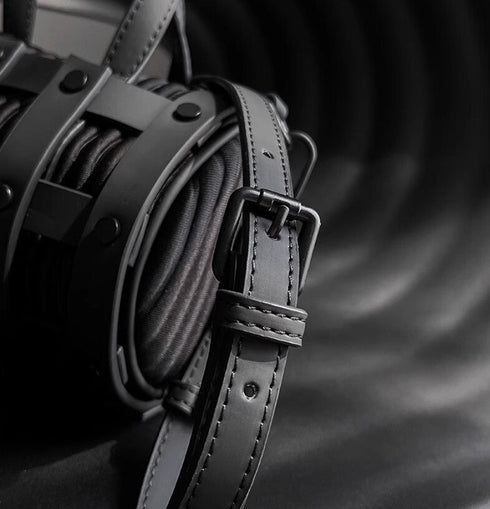 レザーハンドバッグ ショルダーバッグ ブラック 格子 /ユニセックス モレビー|モード系ファッションブランド