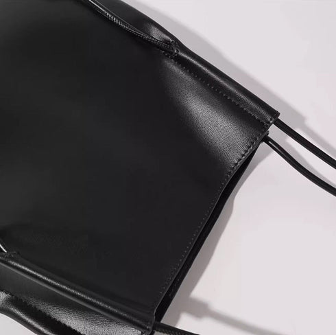 レザートートバッグ ショルダーバッグ レザーバッグ ブラック /ユニセックス ・メンズ モレビー|モード系ファッションブランド