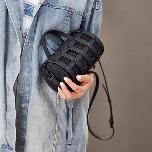 レザーハンドバッグ ショルダーバッグ ブラック 格子 /ユニセックス モレビー|モード系ファッションブランド