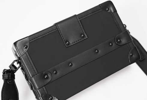 ショルダーバッグ スタイリッシュ スクエアバッグ モダン シック /ユニセックス ・メンズ モレビー|モード系ファッションブランド