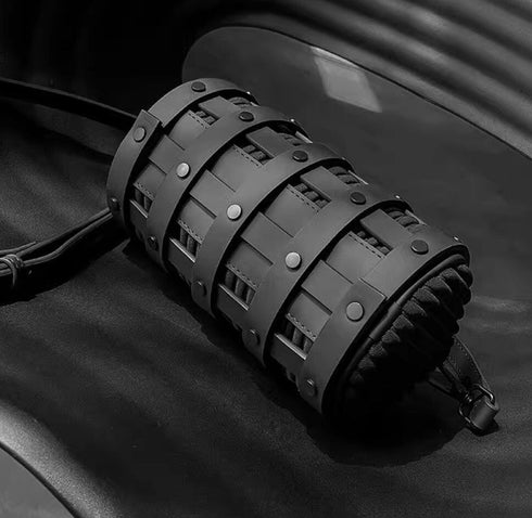 レザーハンドバッグ ショルダーバッグ ブラック 格子 /ユニセックス モレビー|モード系ファッションブランド