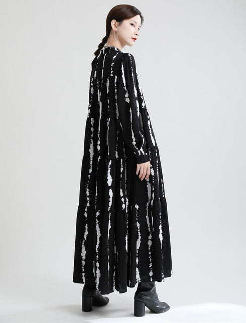 ゆったりストライプ白黒ロングワンピース ビッグシルエット /レディース モレビー|モード系ファッションブランド