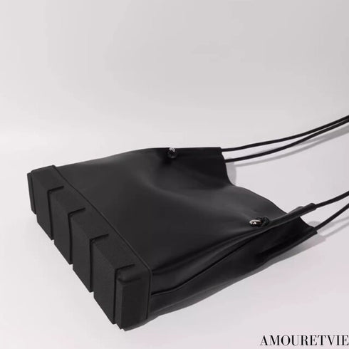 レザートートバッグ ショルダーバッグ レザーバッグ ブラック /ユニセックス ・メンズ モレビー|モード系ファッションブランド