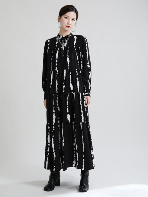 ゆったりストライプ白黒ロングワンピース ビッグシルエット /レディース モレビー|モード系ファッションブランド